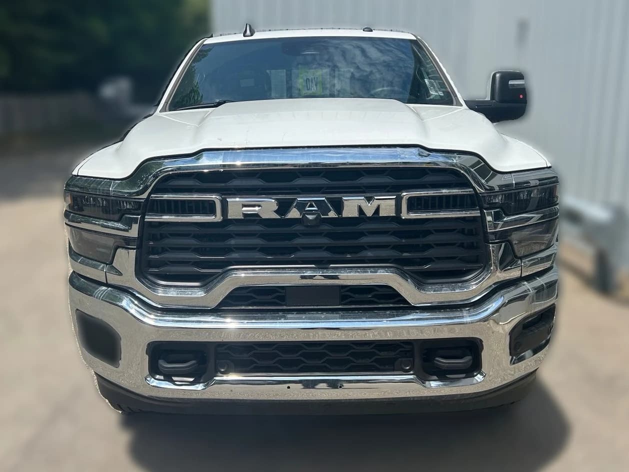 Ram 3500 Tradesman 4x4 Crew Cab 6'4" Box 2026 — side view
