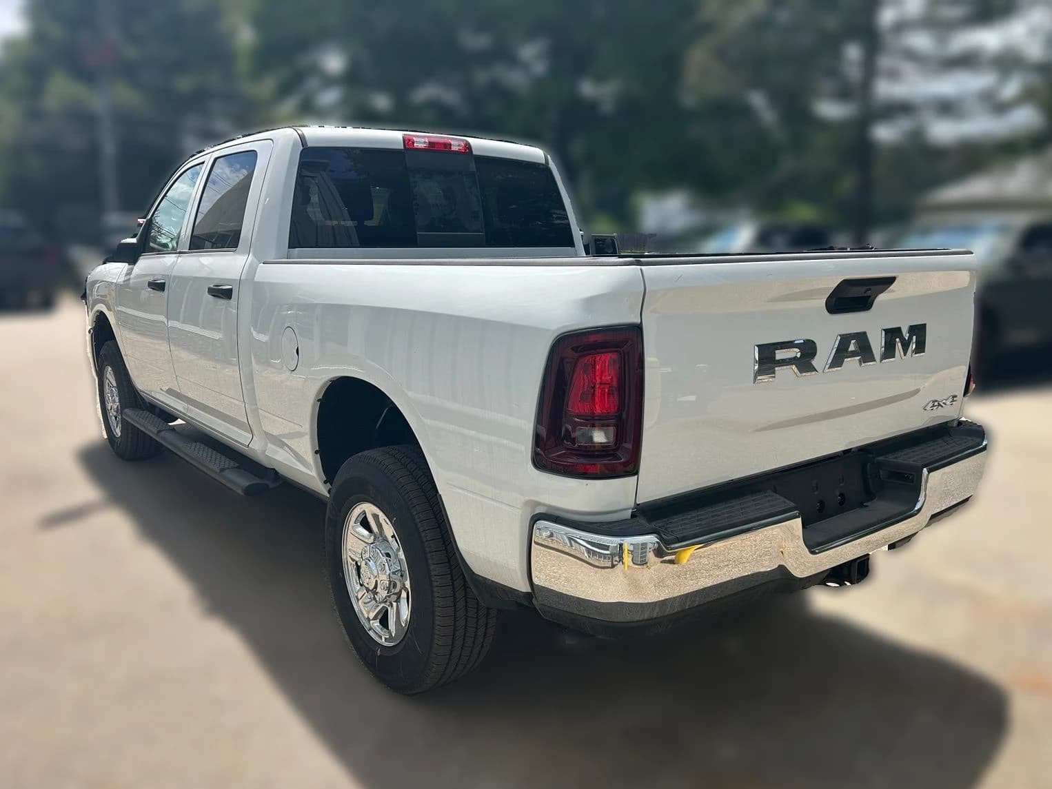 Ram 3500 Tradesman 4x4 Crew Cab 6'4" Box 2026 — side view