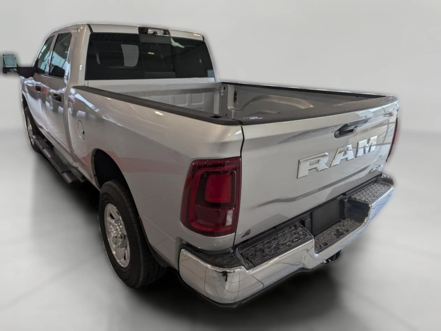 Ram 3500 Tradesman 4x4 Crew Cab 6'4" Box 2026 — side view