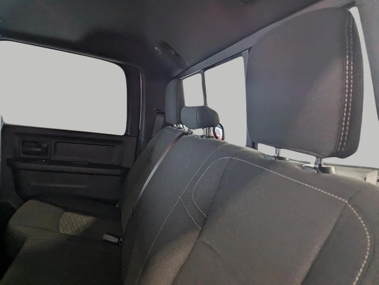 Ram 3500 Tradesman 4x4 Crew Cab 6'4" Box 2026 — side view
