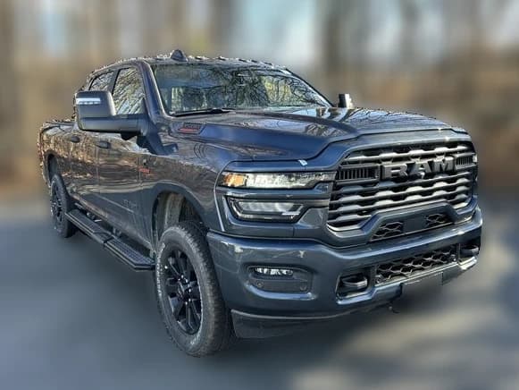 Ram 3500 Big Horn 4x4 Crew Cab 6'4" Box 2026 — side view