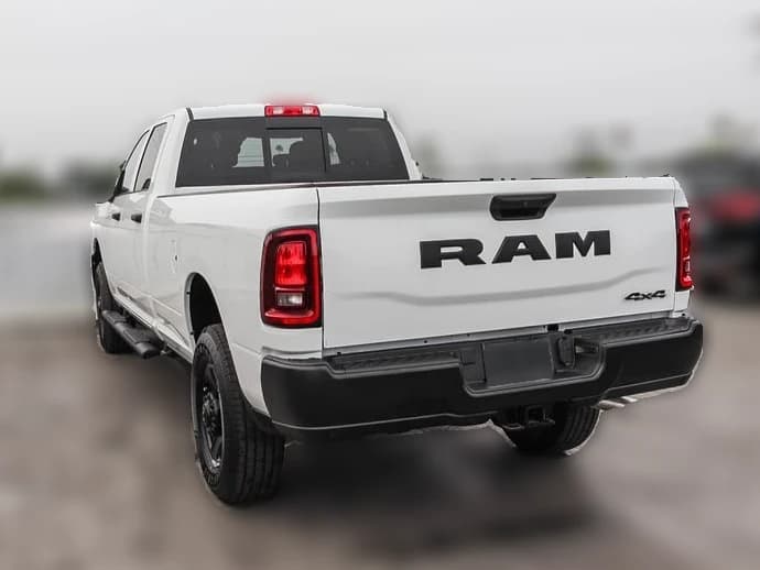 Ram 3500 Tradesman 4x4 Crew Cab 8' Box 2026 — side view