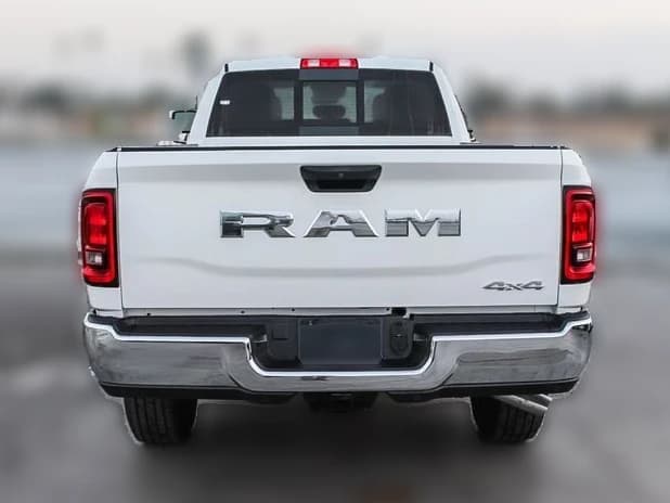 Ram 3500 Tradesman 4x4 Crew Cab 8' Box 2026 — side view