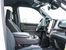 Ram 3500 Tradesman 4x4 Crew Cab 8' Box 2026 — side view
