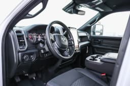 Ram 3500 Tradesman 4x4 Crew Cab 8' Box 2026 — side view