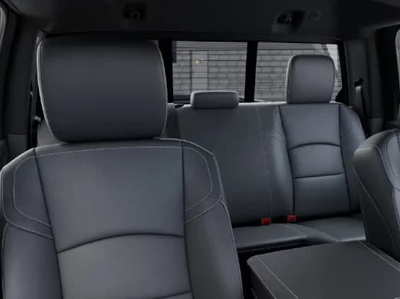 Ram 3500 Tradesman 4x4 Crew Cab 8' Box 2027 — side view