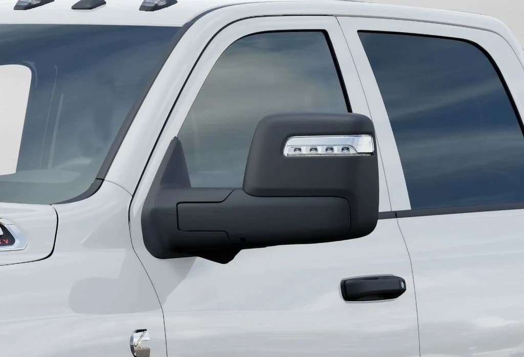 Ram 3500 Tradesman 4x4 Crew Cab 8' Box 2026 — side view