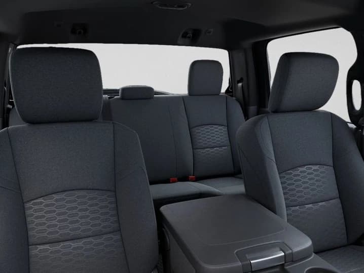 Ram 3500 Tradesman 4x4 Crew Cab 8' Box 2026 — side view