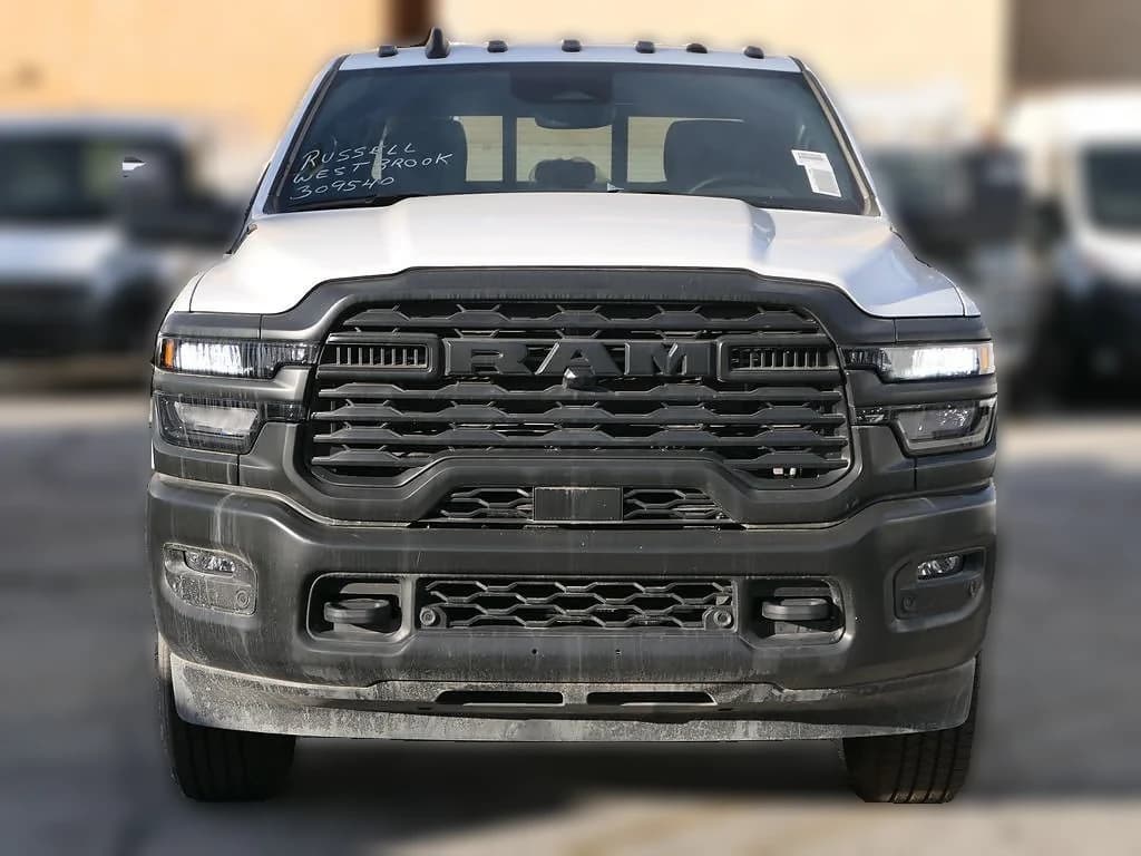 Ram 3500 Tradesman 4x4 Crew Cab 8' Box 2026 — side view