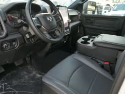 Ram 3500 Tradesman 4x4 Crew Cab 8' Box 2026 — side view