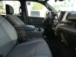 Ram 3500 Tradesman 4x4 Crew Cab 8' Box 2026 — side view