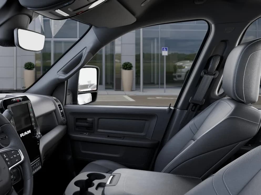Ram 3500 Tradesman 4x4 Crew Cab 8' Box 2026 — side view