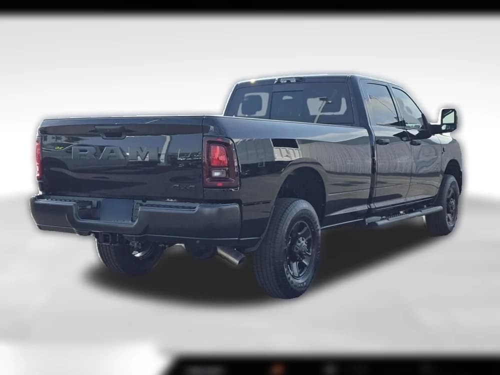 Ram 3500 Tradesman 4x4 Crew Cab 8' Box 2026 — side view