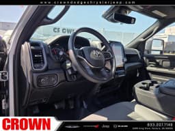 Ram 3500 Tradesman 4x4 Crew Cab 8' Box 2026 — side view