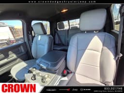 Ram 3500 Tradesman 4x4 Crew Cab 8' Box 2026 — side view