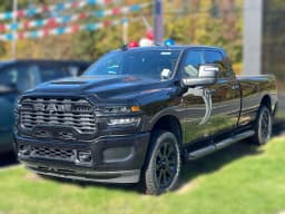 Ram 3500 Big Horn 4x4 Crew Cab 8' Box 2026 — side view