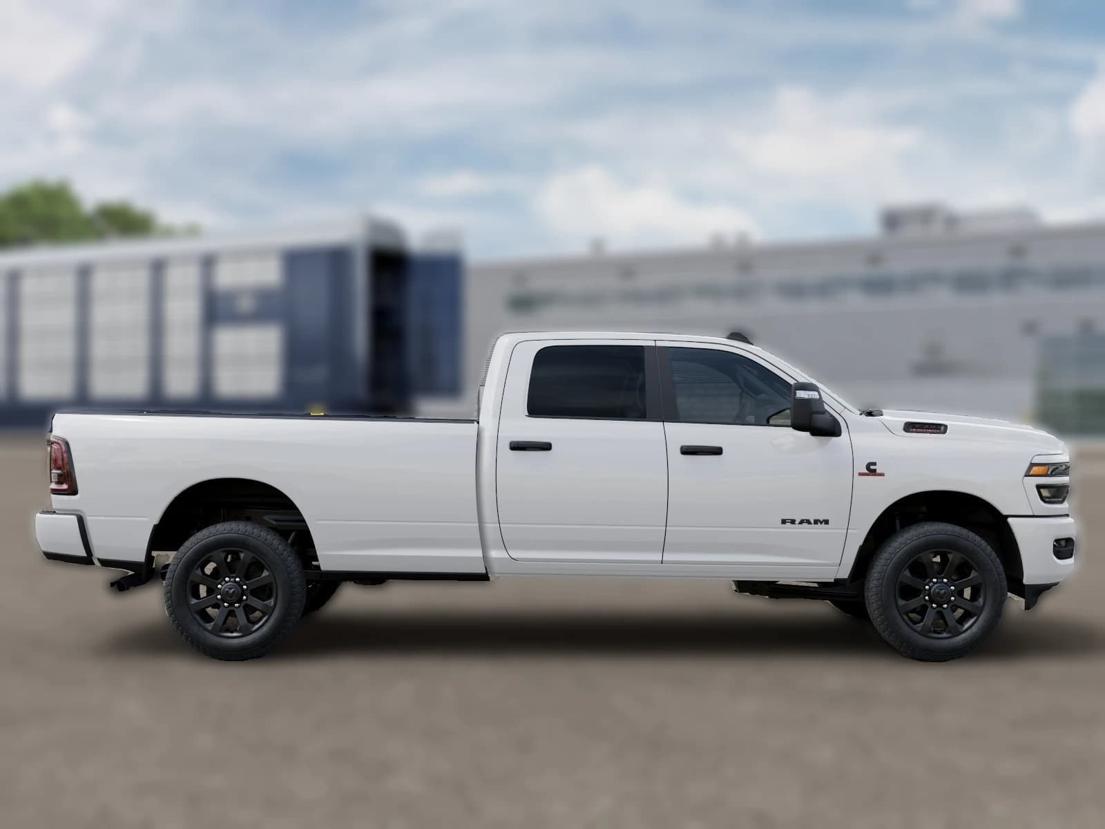 Ram 3500 Big Horn 4x4 Crew Cab 8' Box 2026 — side view