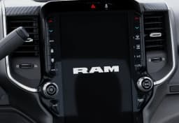 Ram 3500 Big Horn 4x4 Crew Cab 8' Box 2026 — side view
