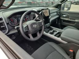 Ram 2500 Big Horn 4x2 Crew Cab 6'4" Box 2026 — side view