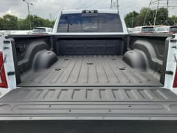 Ram 2500 Big Horn 4x2 Crew Cab 6'4" Box 2026 — side view