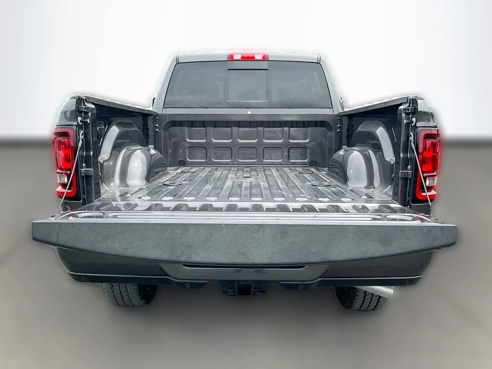 Ram 2500 Black Express 4x4 Crew Cab 6'4" Box 2026 — side view