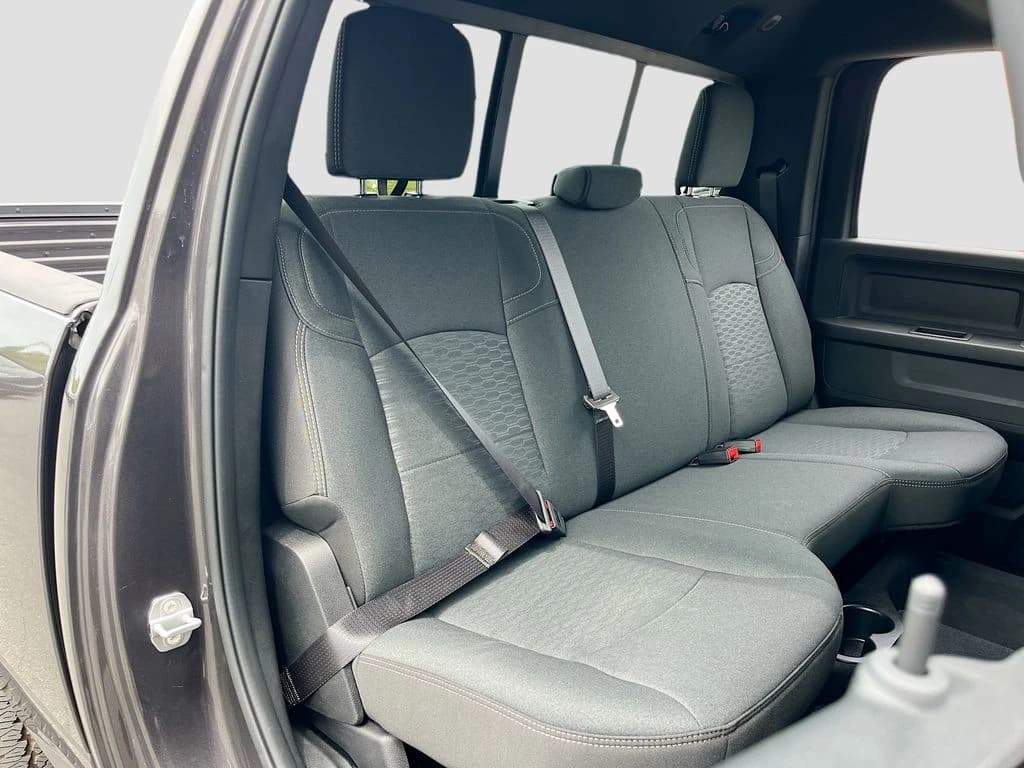 Ram 2500 Black Express 4x4 Crew Cab 6'4" Box 2026 — side view