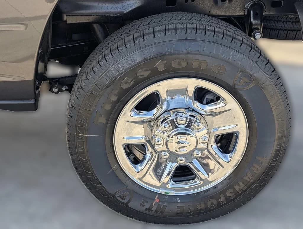 Ram 2500 Tradesman 4x4 Crew Cab 6'4" Box 2026 — side view