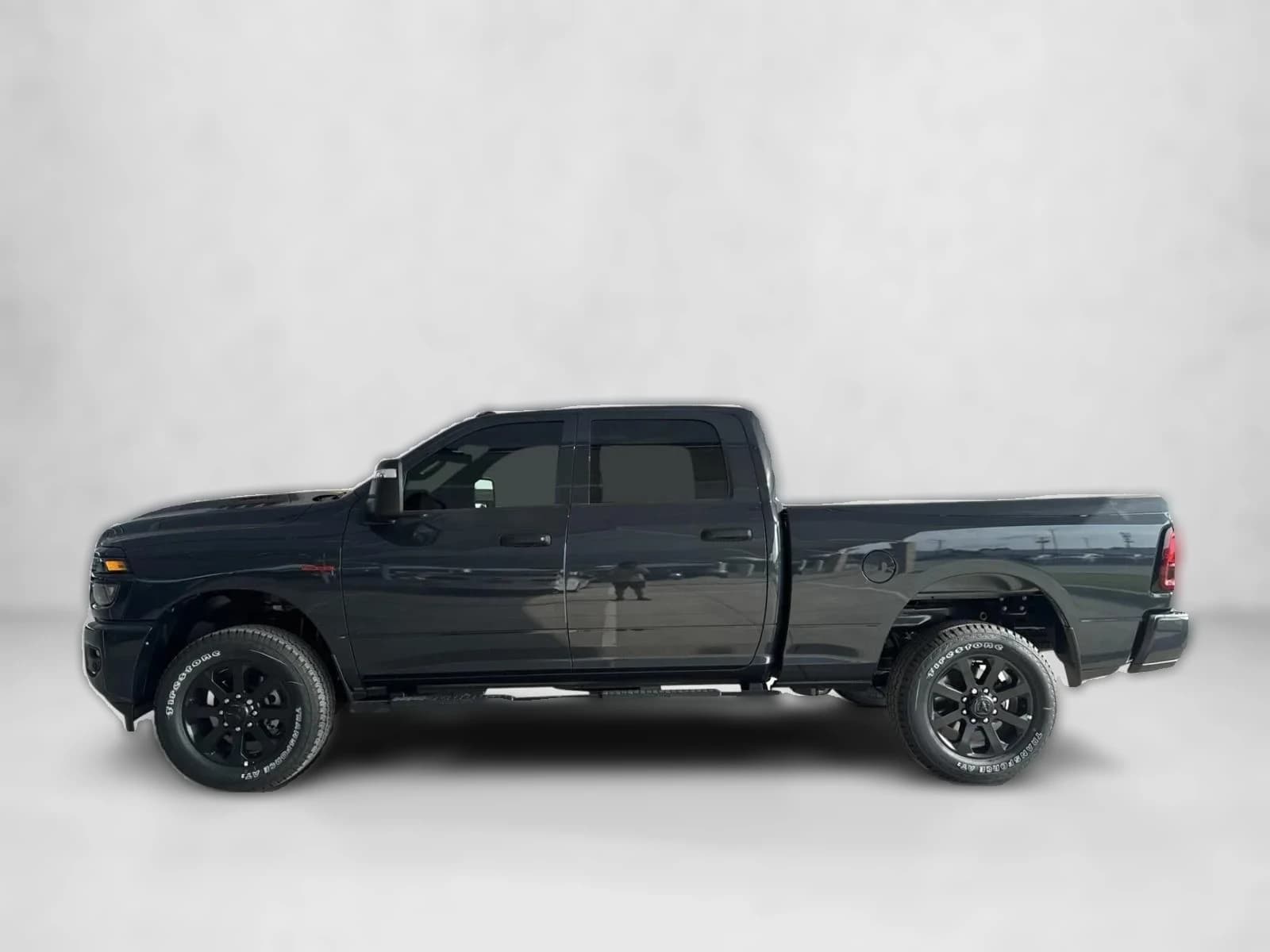 Ram 2500 Warlock 4x4 Crew Cab 6'4" Box 2027 — side view