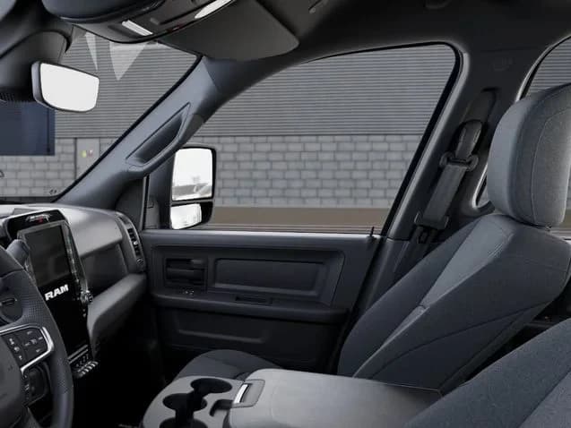 Ram 2500 Tradesman 4x4 Crew Cab 6'4" Box 2027 — side view