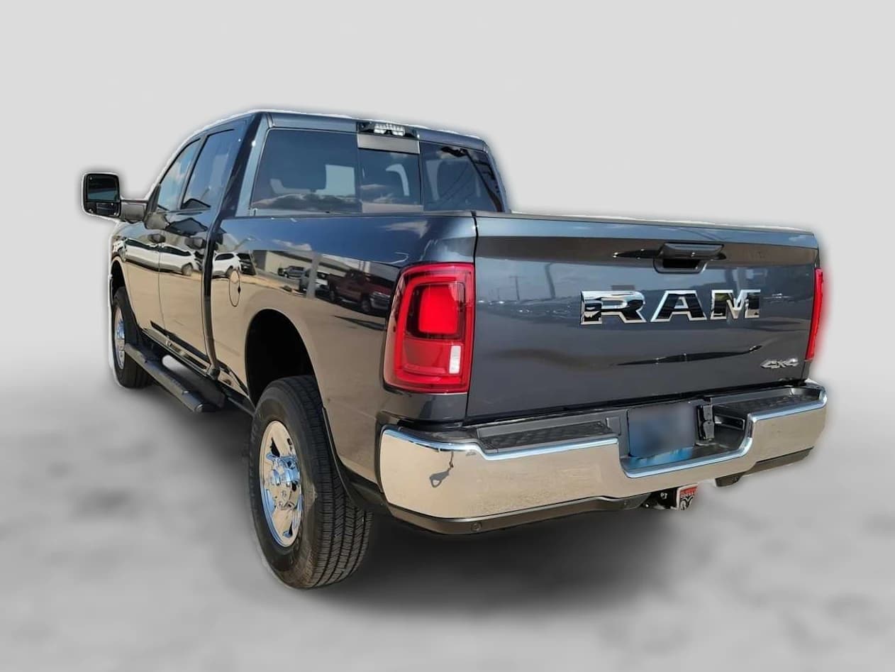 Ram 2500 Tradesman 4x4 Crew Cab 6'4" Box 2026 — side view
