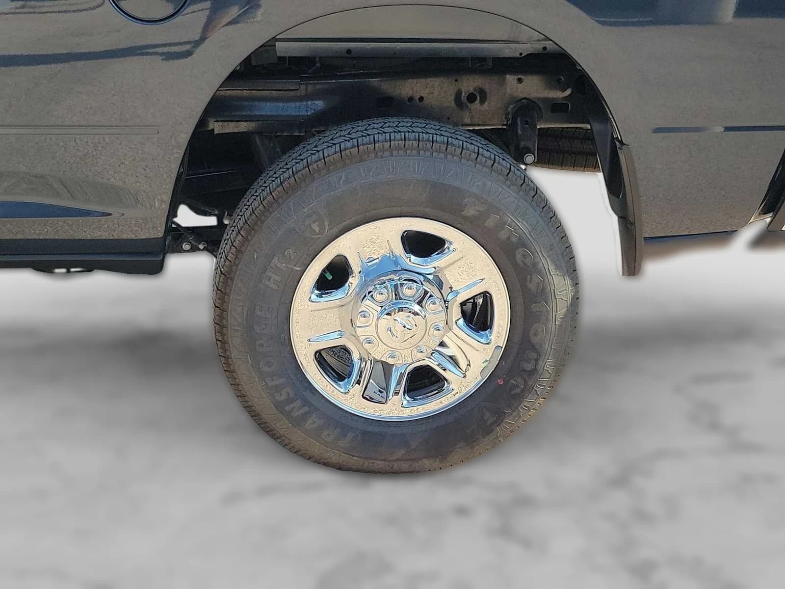 Ram 2500 Tradesman 4x4 Crew Cab 6'4" Box 2026 — side view