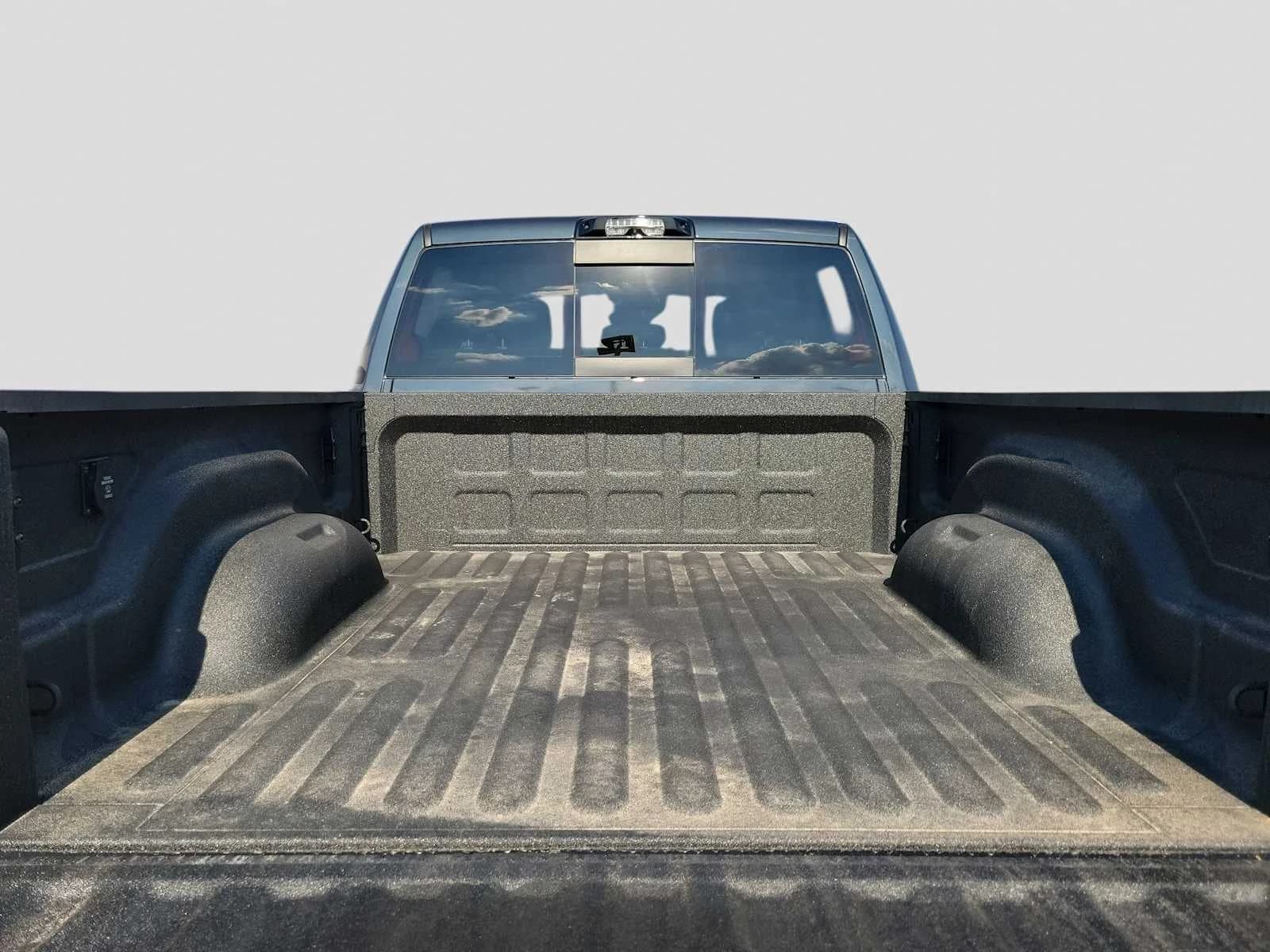 Ram 2500 Tradesman 4x4 Crew Cab 6'4" Box 2026 — side view