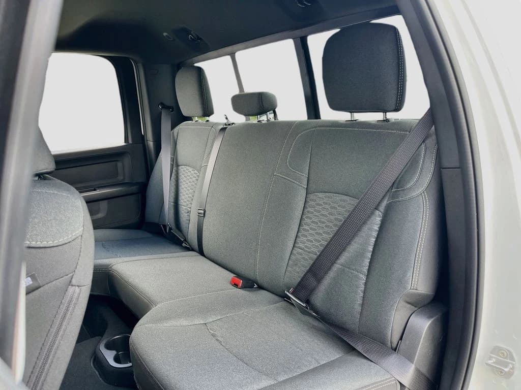Ram 2500 Tradesman 4x4 Crew Cab 6'4" Box 2026 — side view