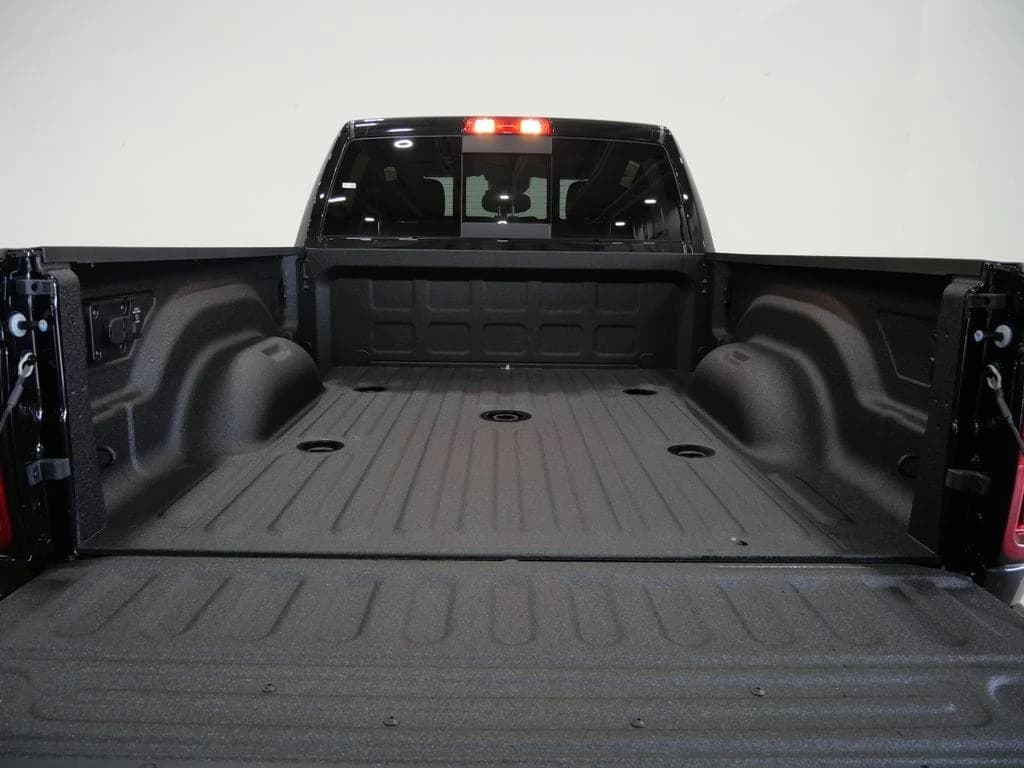 Ram 2500 Black Express 4x4 Crew Cab 6'4" Box 2026 — side view