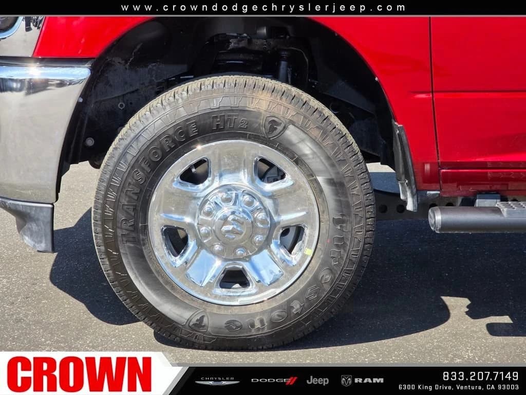 Ram 2500 Tradesman 4x4 Crew Cab 6'4" Box 2026 — side view