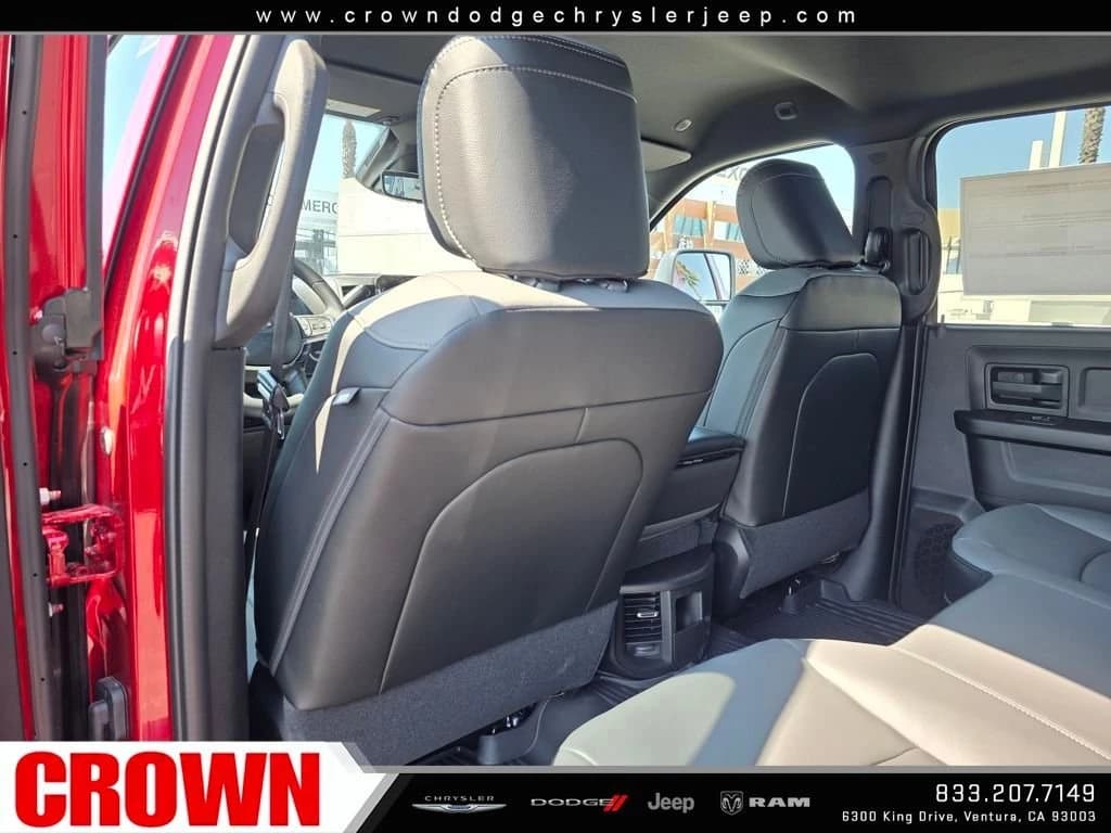 Ram 2500 Tradesman 4x4 Crew Cab 6'4" Box 2026 — side view