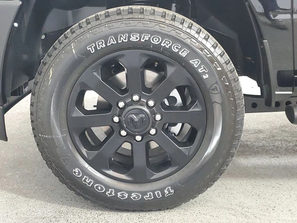 Ram 2500 Black Express 4x4 Crew Cab 6'4" Box 2026 — side view