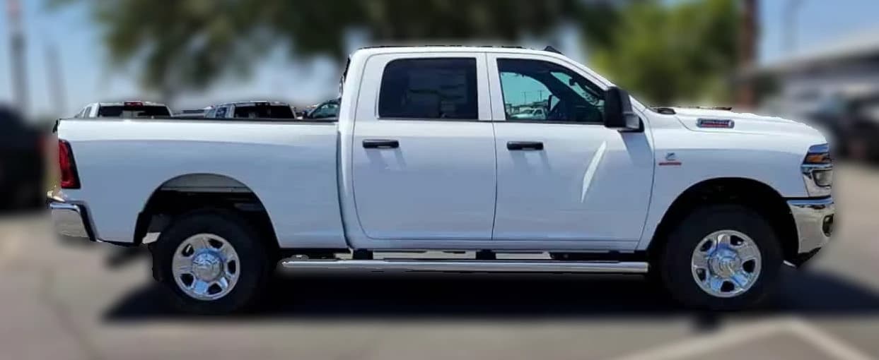 Ram 2500 Tradesman 4x4 Crew Cab 6'4" Box 2025 — side view