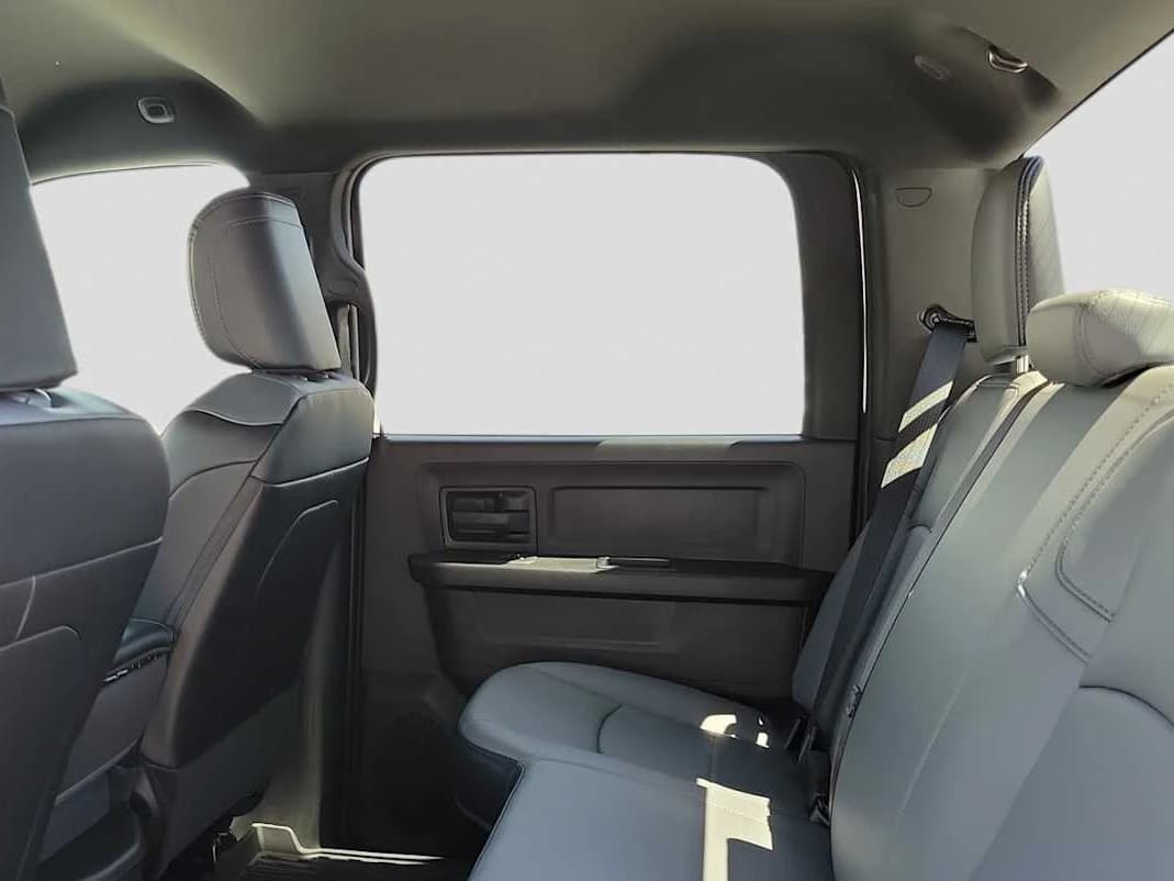 Ram 2500 Tradesman 4x4 Crew Cab 6'4" Box 2025 — side view