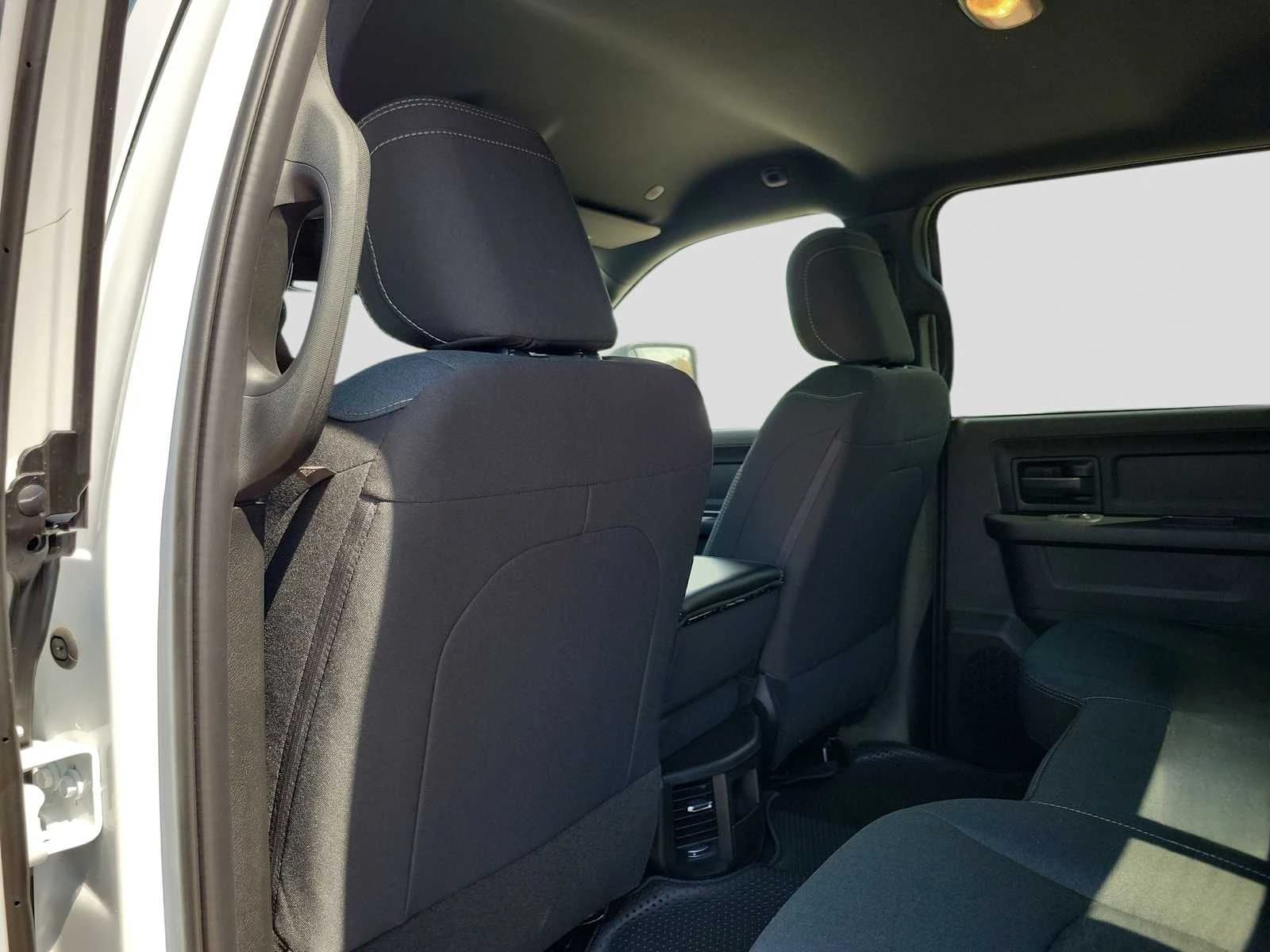 Ram 2500 Tradesman 4x4 Crew Cab 6'4" Box 2026 — side view