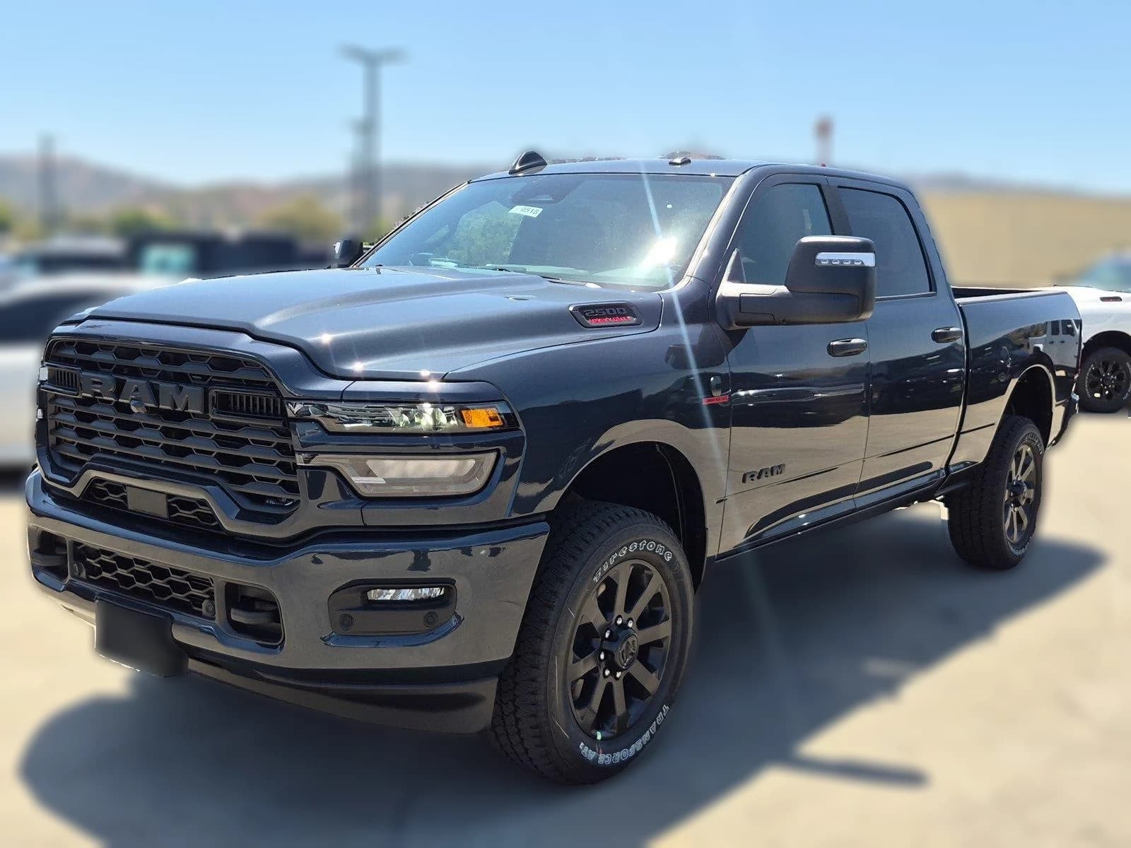 Ram 2500 Big Horn 4x4 Crew Cab 6'4" Box 2026 — side view