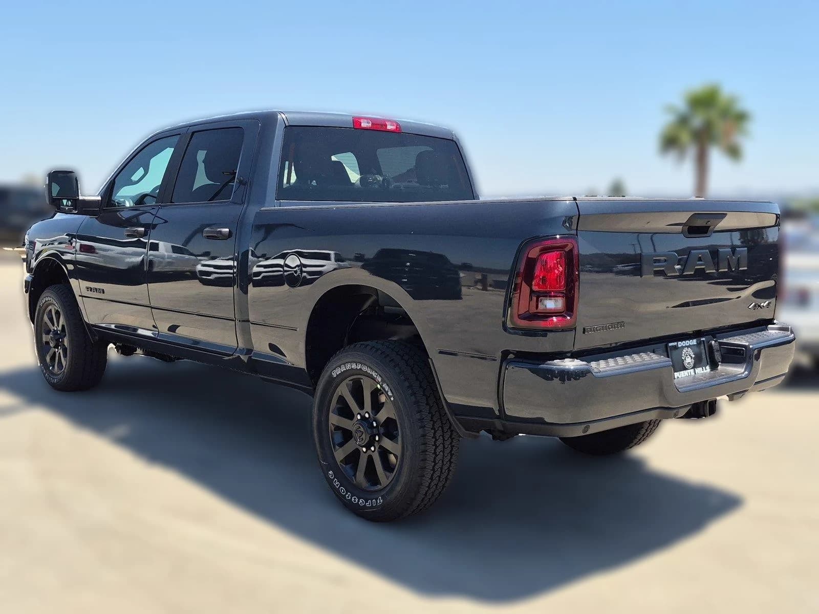 Ram 2500 Big Horn 4x4 Crew Cab 6'4" Box 2026 — side view