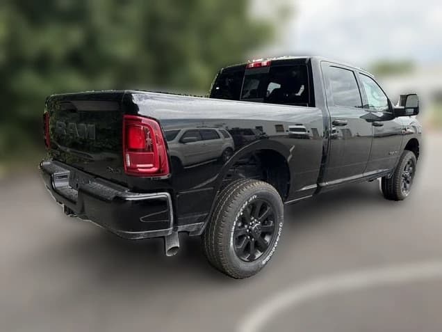 Ram 2500 Big Horn 4x4 Crew Cab 6'4" Box 2027 — side view