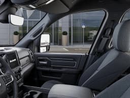 Ram 2500 Big Horn 4x4 Crew Cab 6'4" Box 2027 — side view
