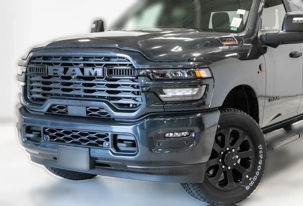 Ram 2500 Big Horn 4x4 Crew Cab 6'4" Box 2026 — side view