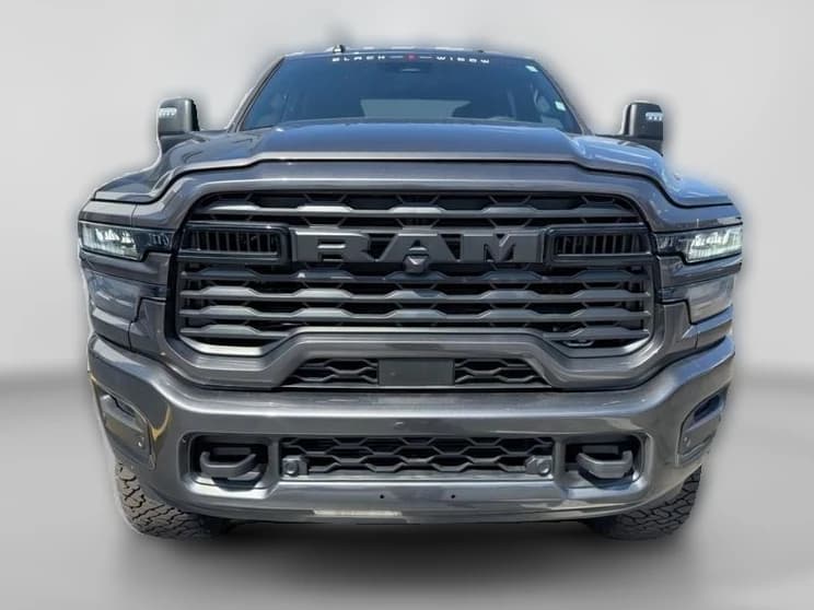 Ram 2500 Big Horn 4x4 Crew Cab 6'4" Box 2026 — side view