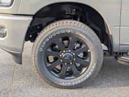 Ram 2500 Lone Star 4x4 Crew Cab 6'4" Box 2026 — side view