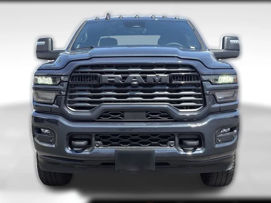 Ram 2500 Big Horn 4x4 Crew Cab 6'4" Box 2026 — side view