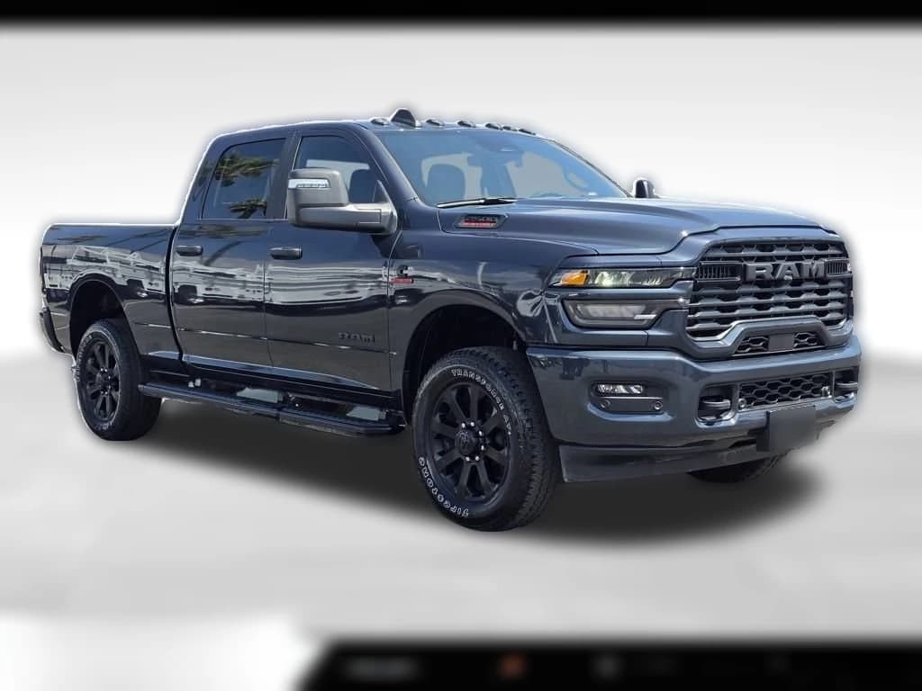 Ram 2500 Big Horn 4x4 Crew Cab 6'4" Box 2026 — side view