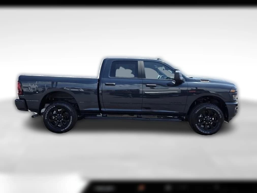 Ram 2500 Big Horn 4x4 Crew Cab 6'4" Box 2026 — side view